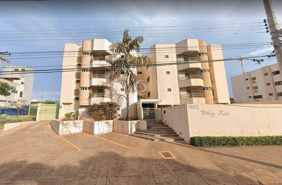 Prédio comercial com 36 quartos à venda, 1959m² — foto 1 de 22
