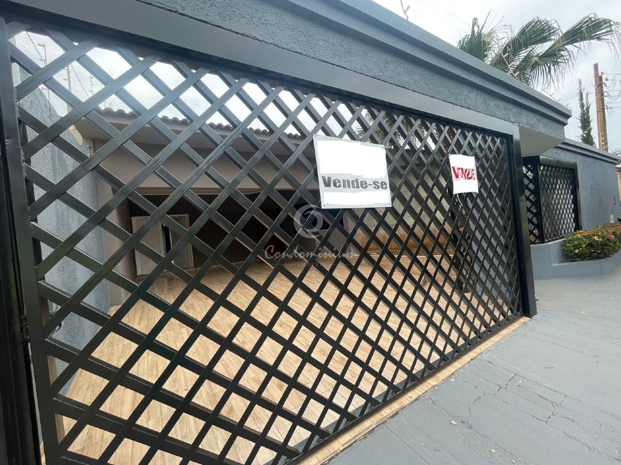 Casa com 4 quartos à venda, 450m² — foto 2 de 21