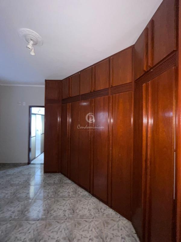 Casa com 4 quartos à venda, 450m² — foto 5 de 21