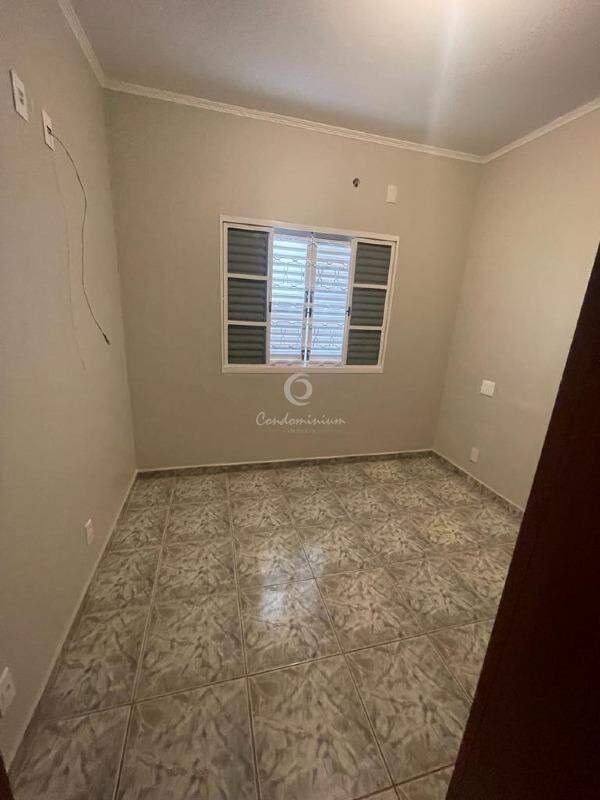 Casa com 4 quartos à venda, 450m² — foto 18 de 21