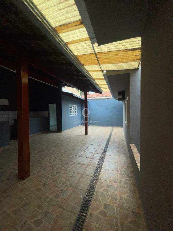 Casa com 4 quartos à venda, 450m² — foto 14 de 21