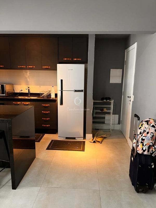 Apartamento com 3 quartos à venda, 100m² — foto 15 de 18