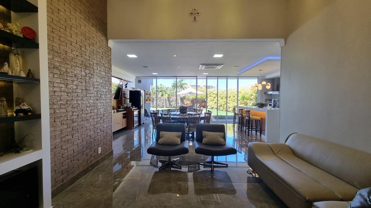 Casa de Condomínio com 4 quartos à venda, 530m² — foto 2 de 37