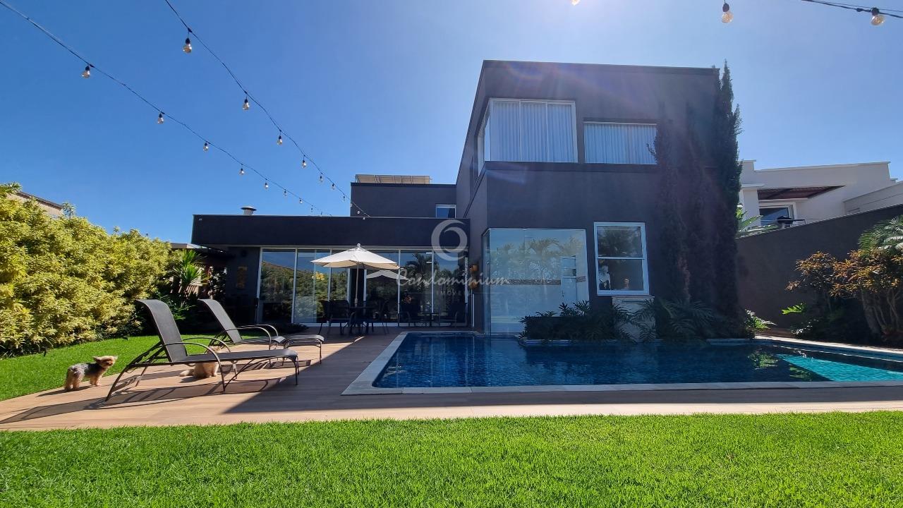 Casa de Condomínio com 4 quartos à venda, 530m² — foto 1 de 37