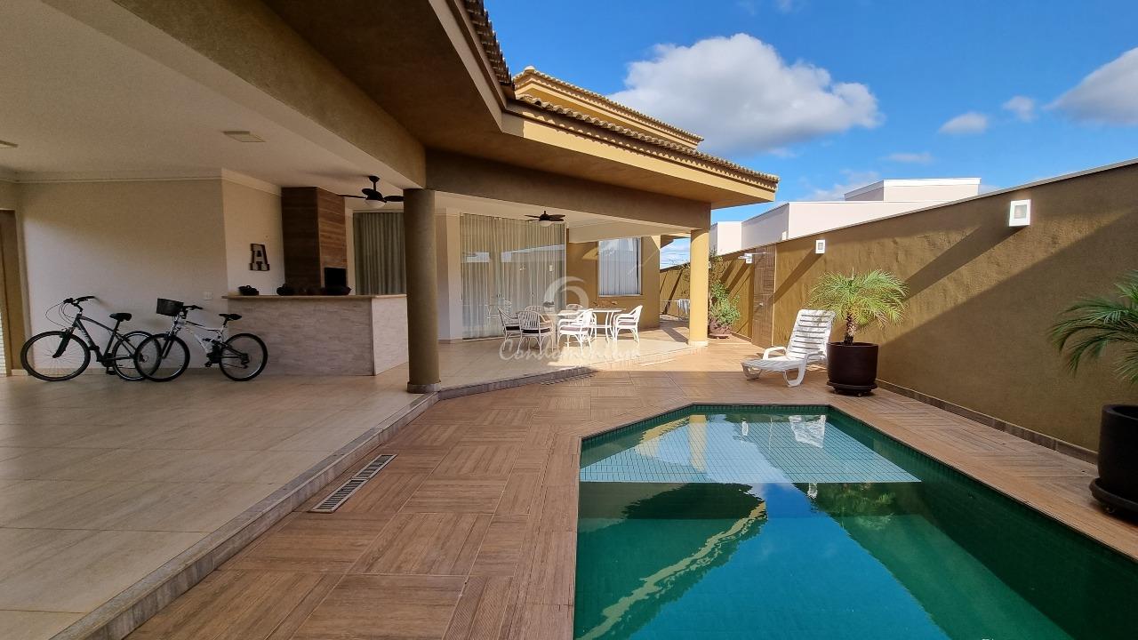 Casa de Condomínio com 3 quartos à venda, 255m² — foto 5 de 33