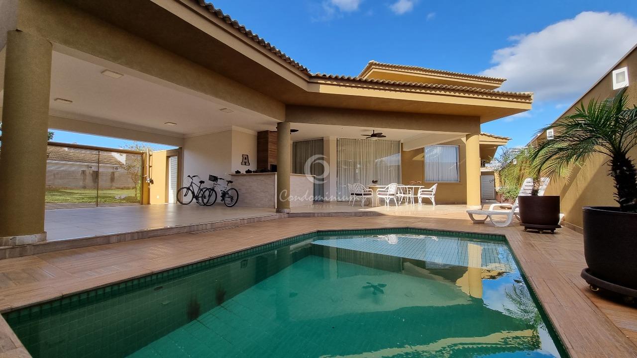 Casa de Condomínio com 3 quartos à venda, 255m² — foto 4 de 33