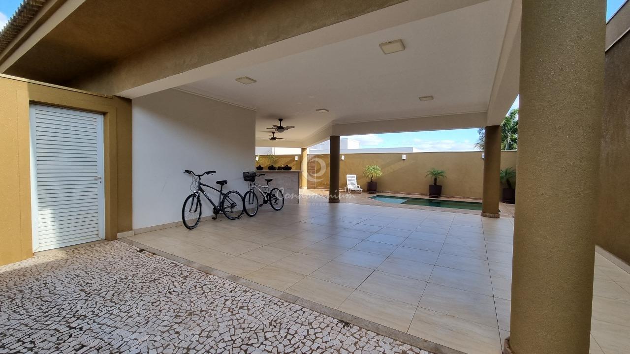 Casa de Condomínio com 3 quartos à venda, 255m² — foto 26 de 33
