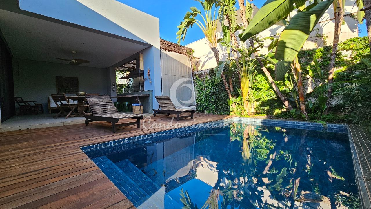 Casa de Condomínio com 3 quartos à venda, 280m² — foto 1 de 31