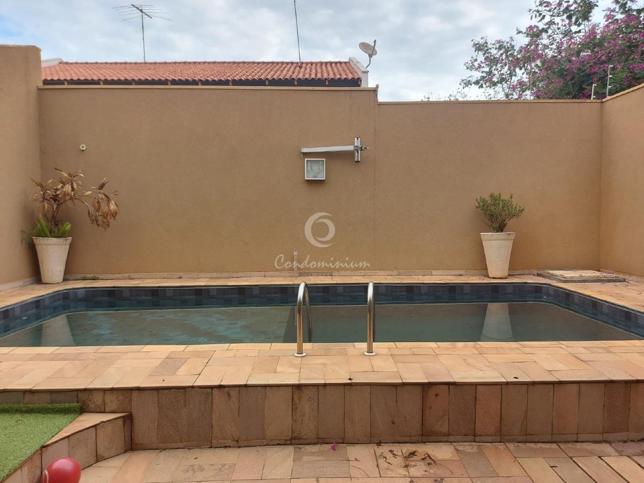 Casa de Condomínio com 3 quartos à venda, 200m² — foto 1 de 19