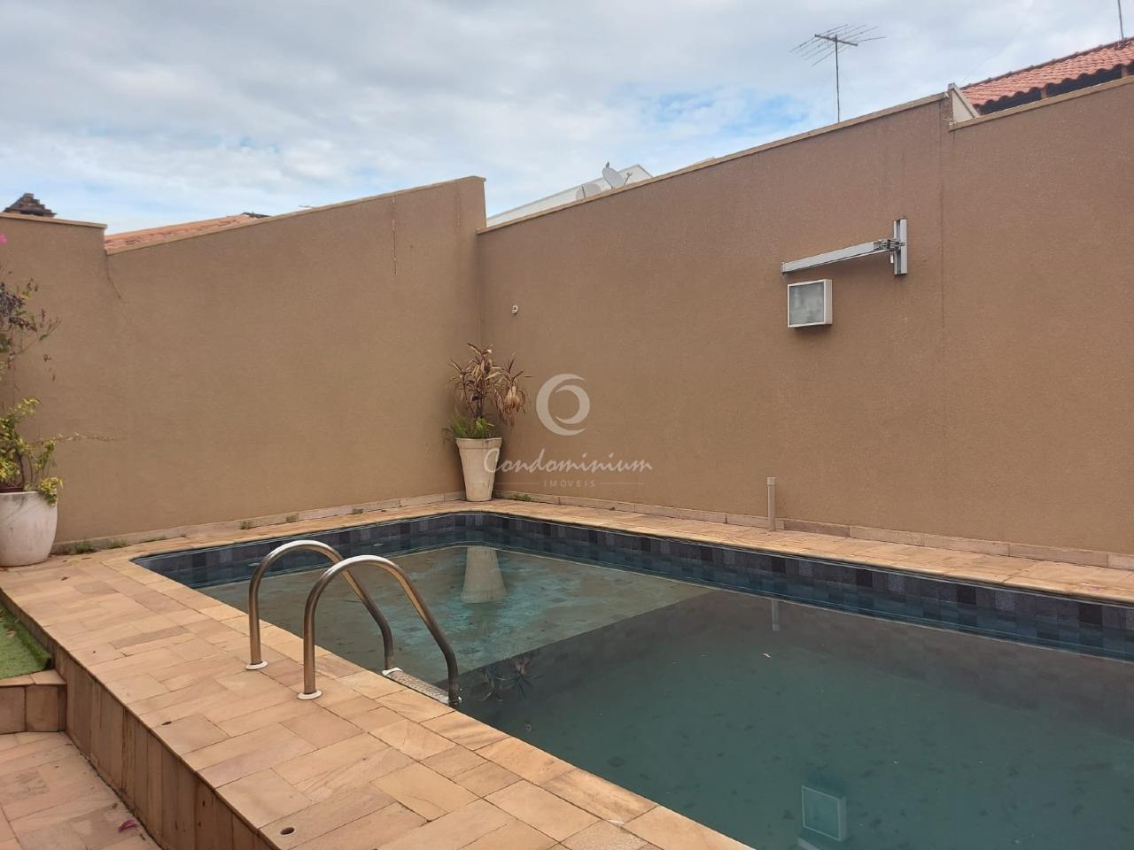 Casa de Condomínio com 3 quartos à venda, 200m² — foto 2 de 19