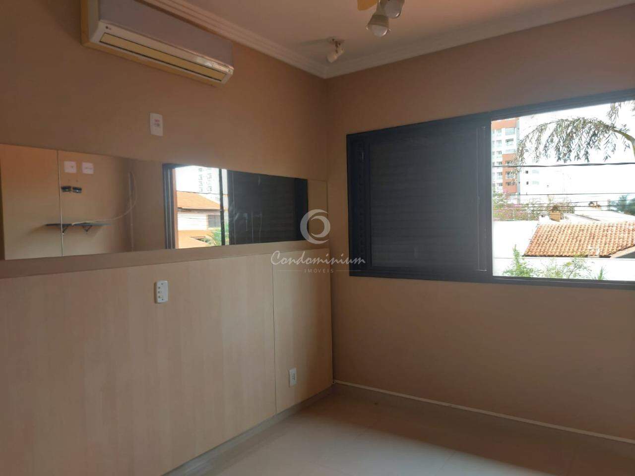 Casa de Condomínio com 3 quartos à venda, 200m² — foto 11 de 19