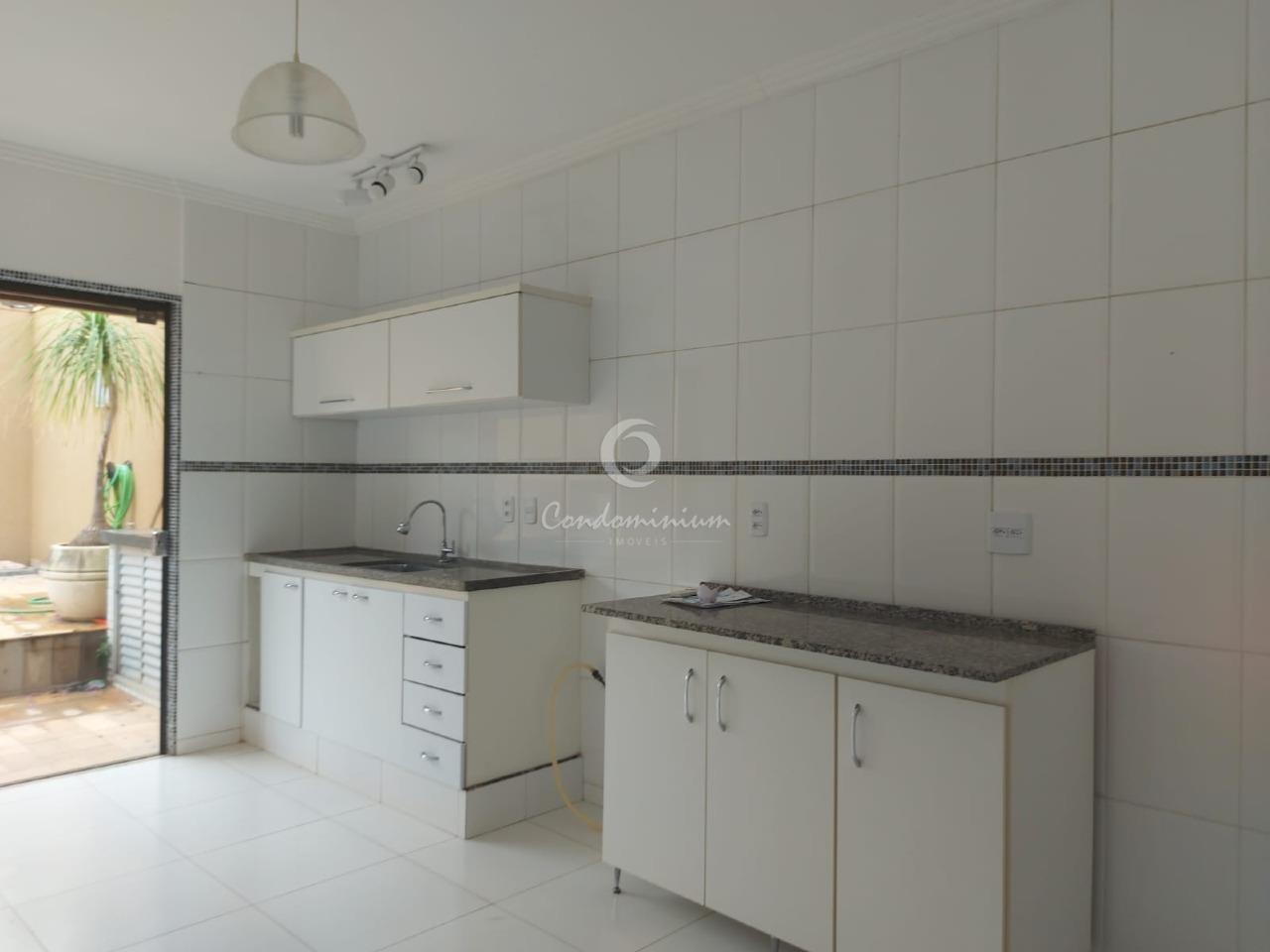 Casa de Condomínio com 3 quartos à venda, 200m² — foto 9 de 19
