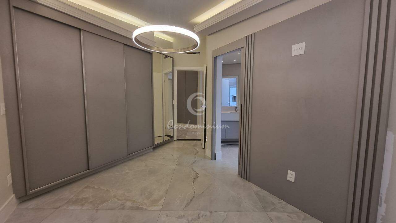 Casa de Condomínio com 4 quartos à venda, 800m² — foto 27 de 41