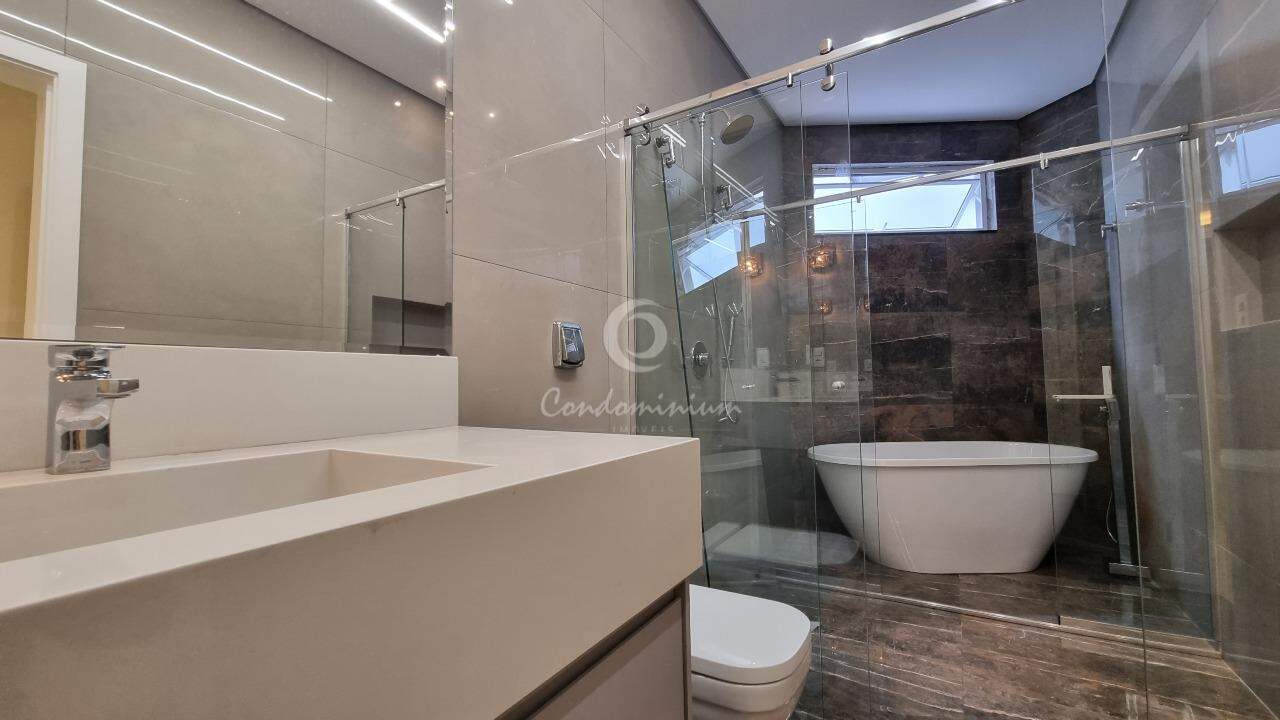 Casa de Condomínio com 4 quartos à venda, 800m² — foto 26 de 41