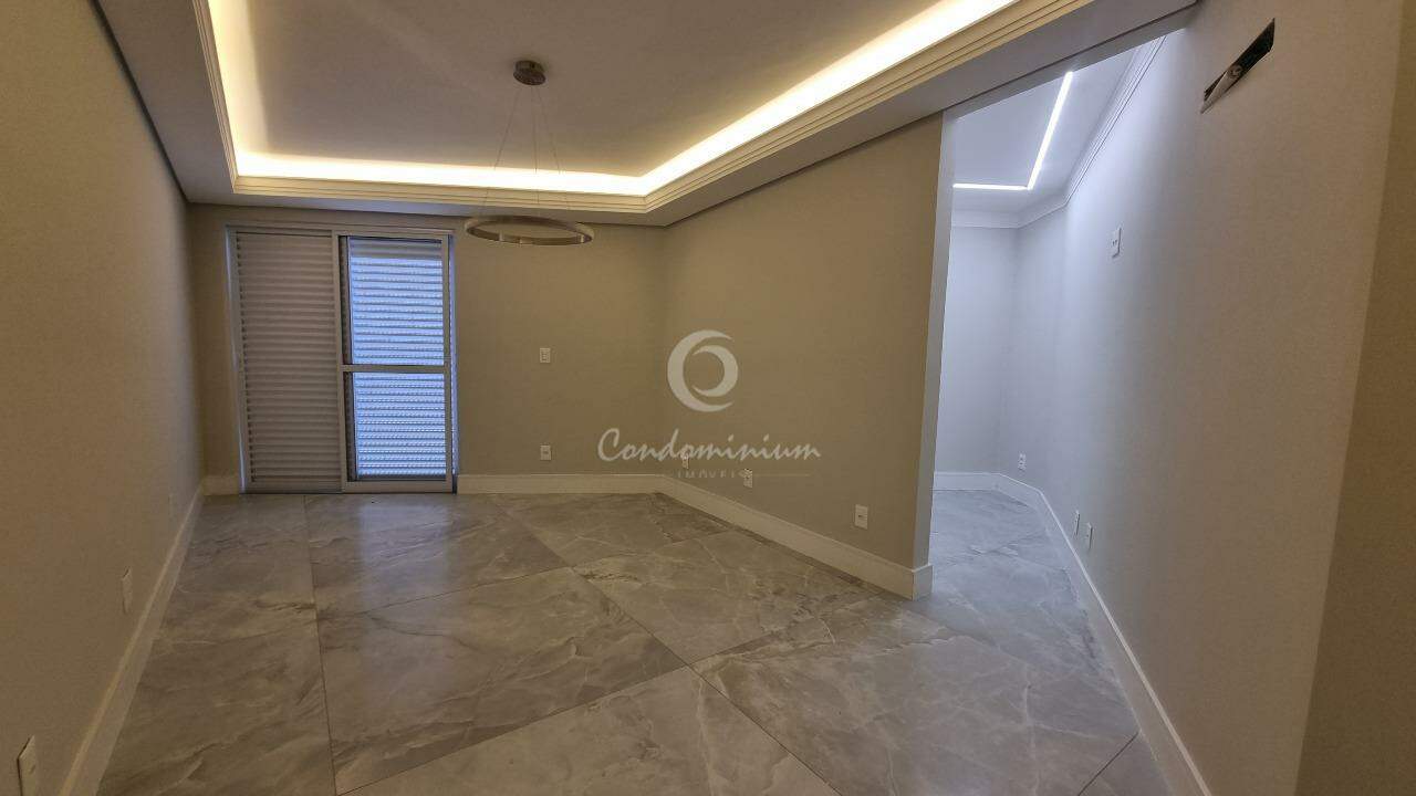 Casa de Condomínio com 4 quartos à venda, 800m² — foto 22 de 41