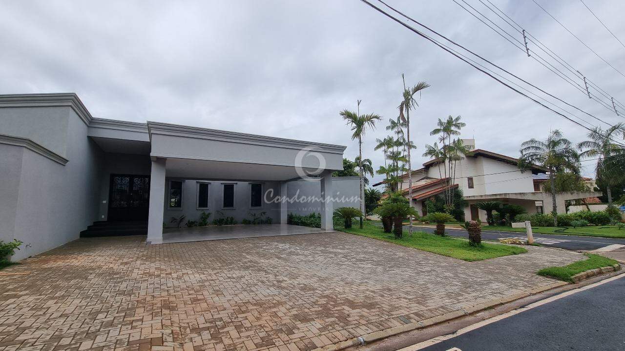 Casa de Condomínio com 4 quartos à venda, 800m² — foto 2 de 41