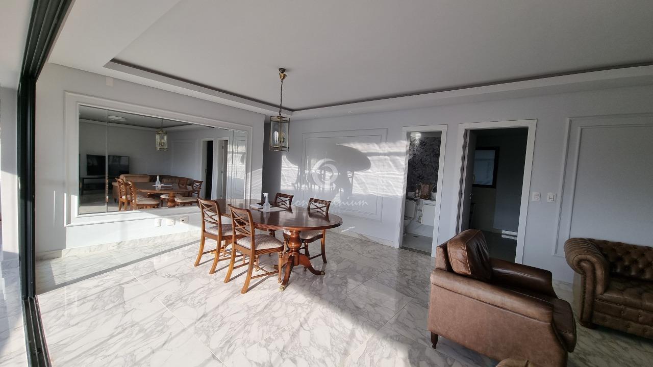 Apartamento com 3 quartos à venda, 157m² — foto 4 de 31