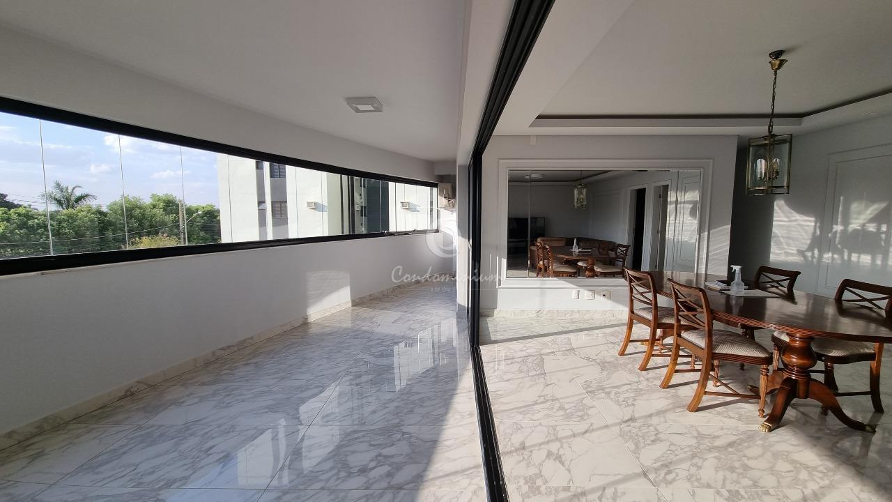 Apartamento com 3 quartos à venda, 157m² — foto 1 de 31