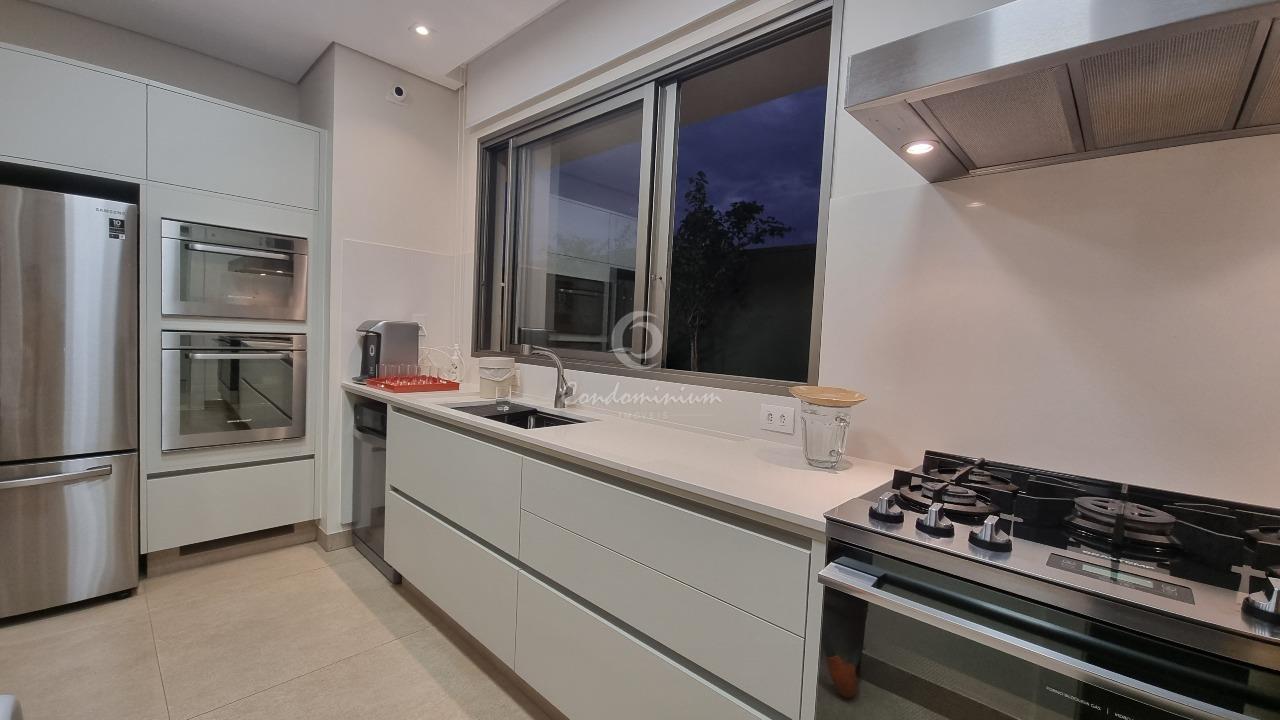 Casa de Condomínio com 3 quartos à venda, 414m² — foto 22 de 54