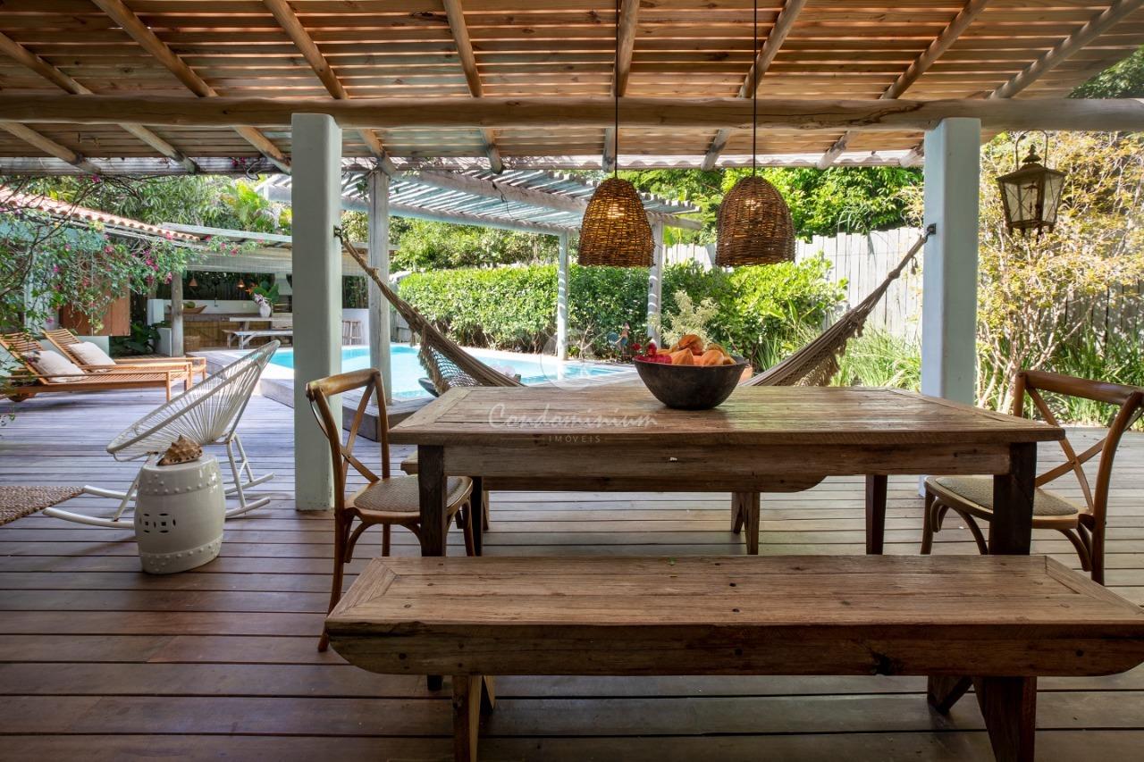 Casa com 4 quartos à venda, 350m² — foto 10 de 28