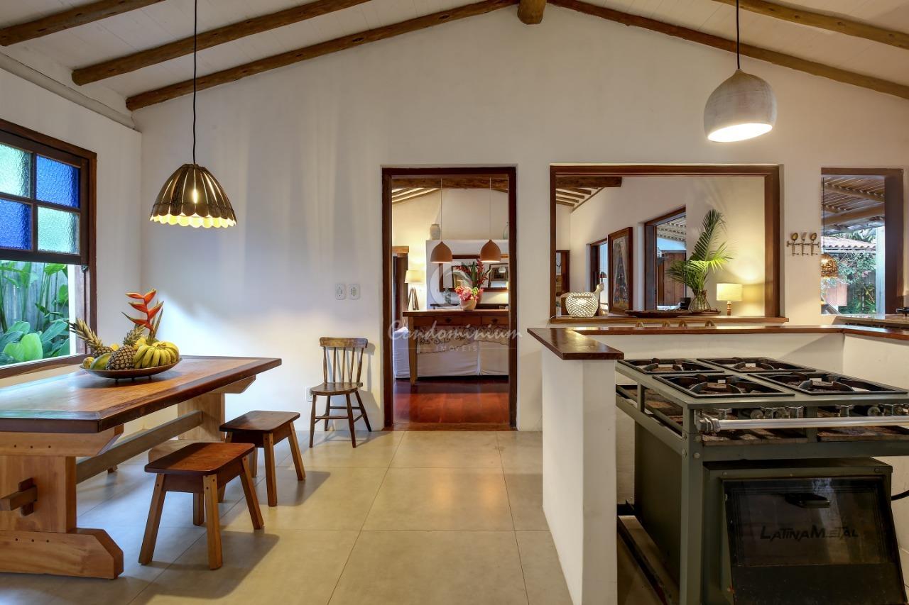 Casa com 4 quartos à venda, 350m² — foto 18 de 28