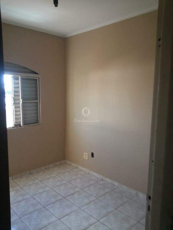 Apartamento com 3 quartos à venda, 72m² — foto 2 de 7