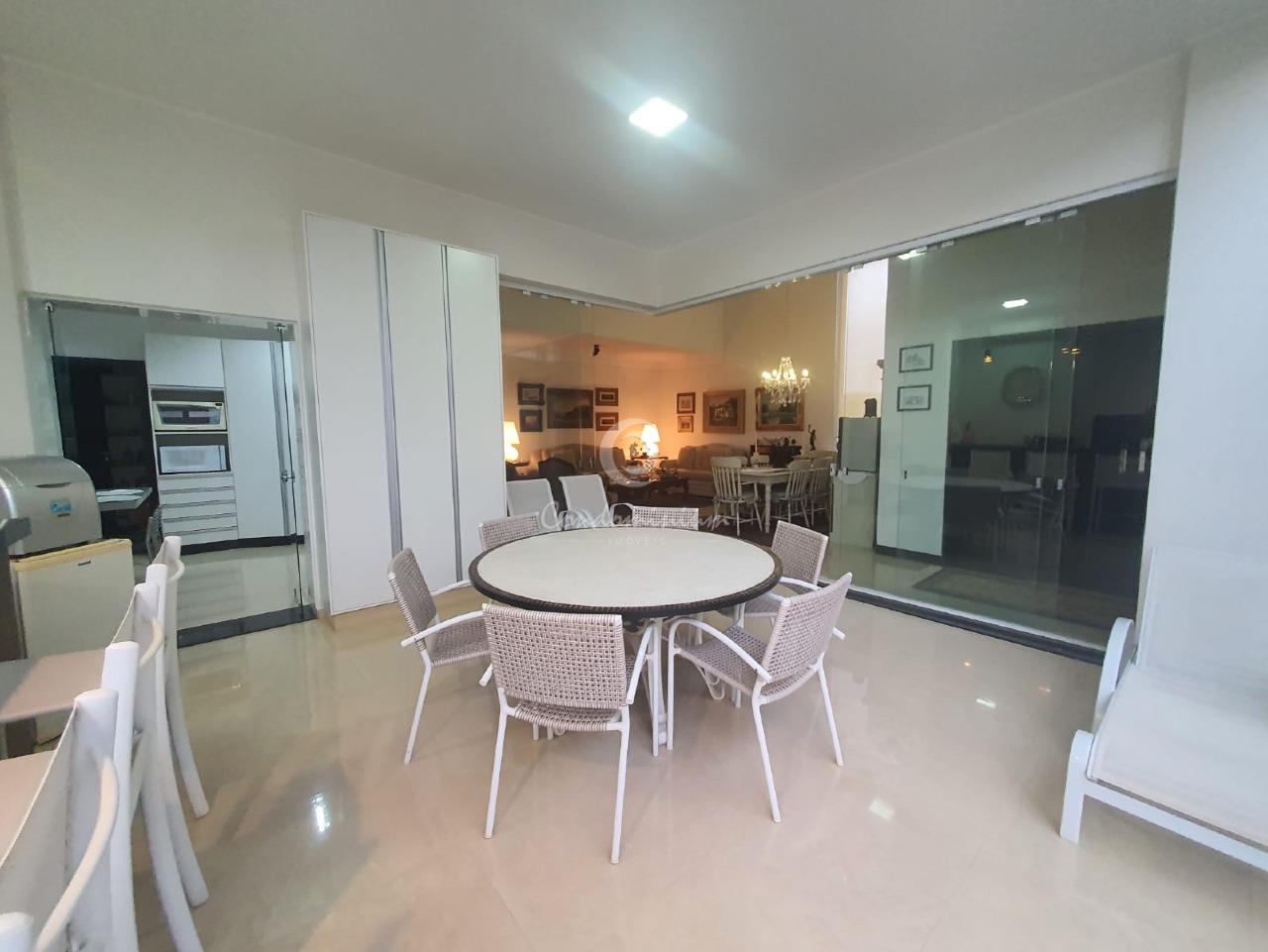 Casa de Condomínio com 4 quartos à venda, 323m² — foto 11 de 57