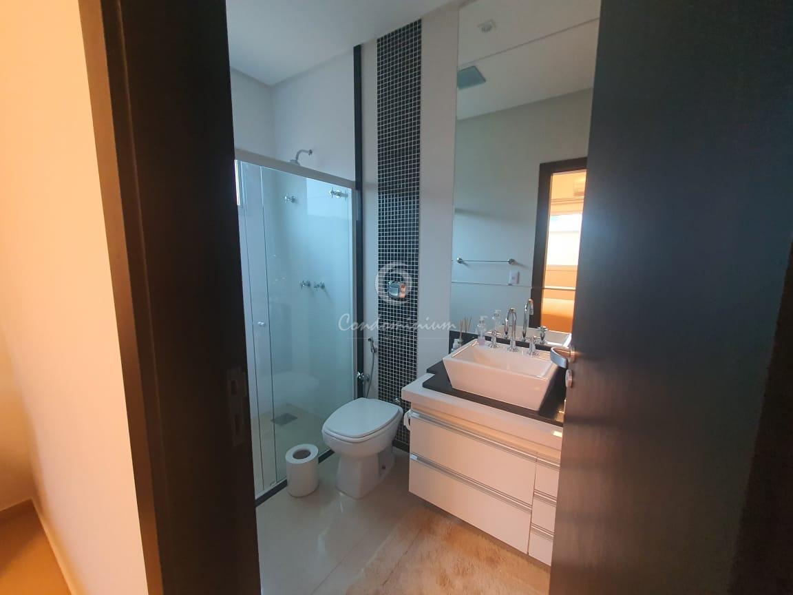 Casa de Condomínio com 4 quartos à venda, 323m² — foto 27 de 57