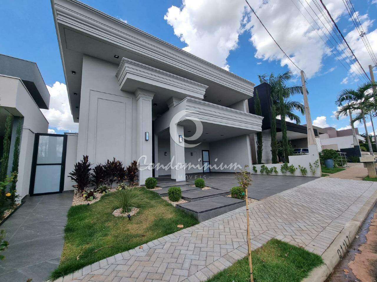 Casa de Condomínio com 3 quartos à venda, 213m² — foto 1 de 30