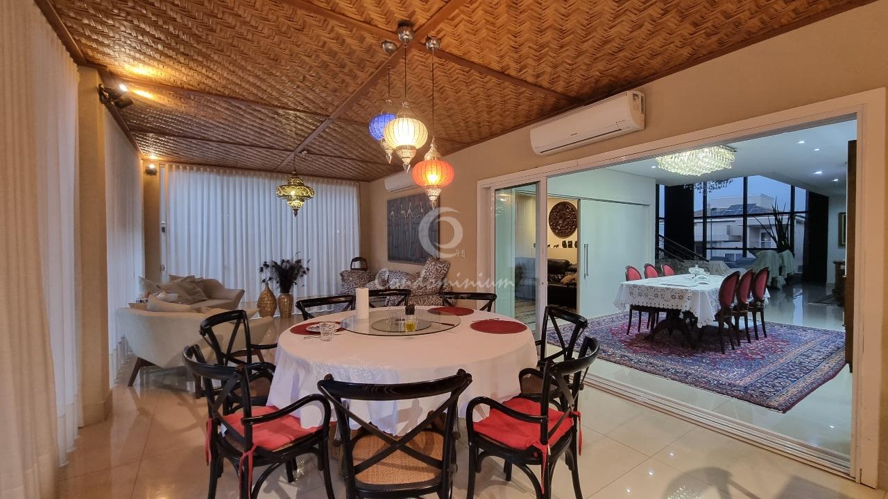 Casa de Condomínio com 5 quartos à venda, 480m² — foto 18 de 53