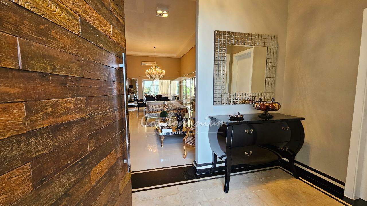Casa de Condomínio com 4 quartos à venda, 532m² — foto 2 de 44