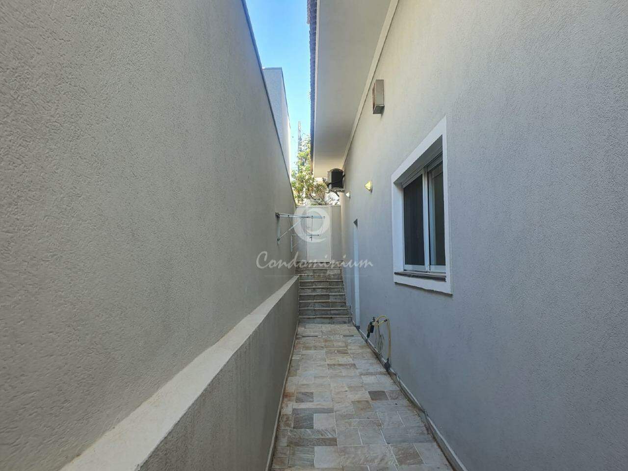Casa de Condomínio com 3 quartos à venda, 255m² — foto 26 de 34
