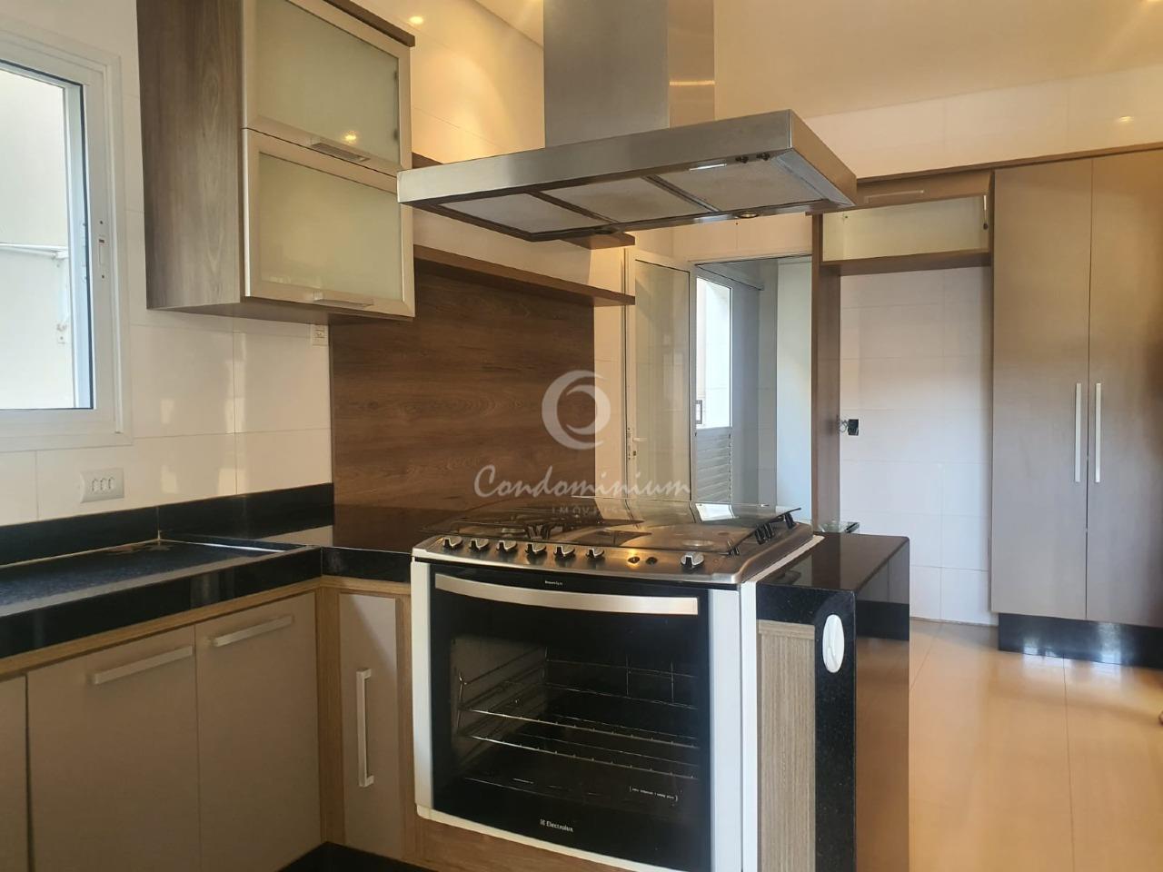 Casa de Condomínio com 3 quartos à venda, 255m² — foto 15 de 34