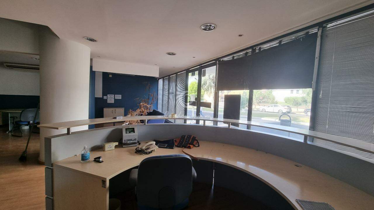 Imóvel Comercial  à venda, 140m² — foto 2 de 17