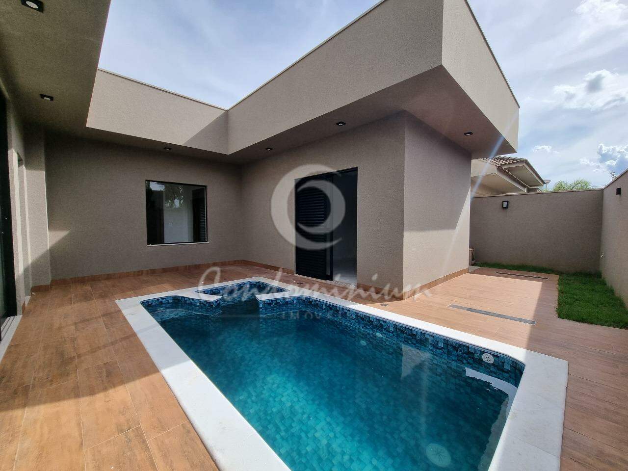 Casa de Condomínio com 3 quartos à venda, 250m² — foto 15 de 46