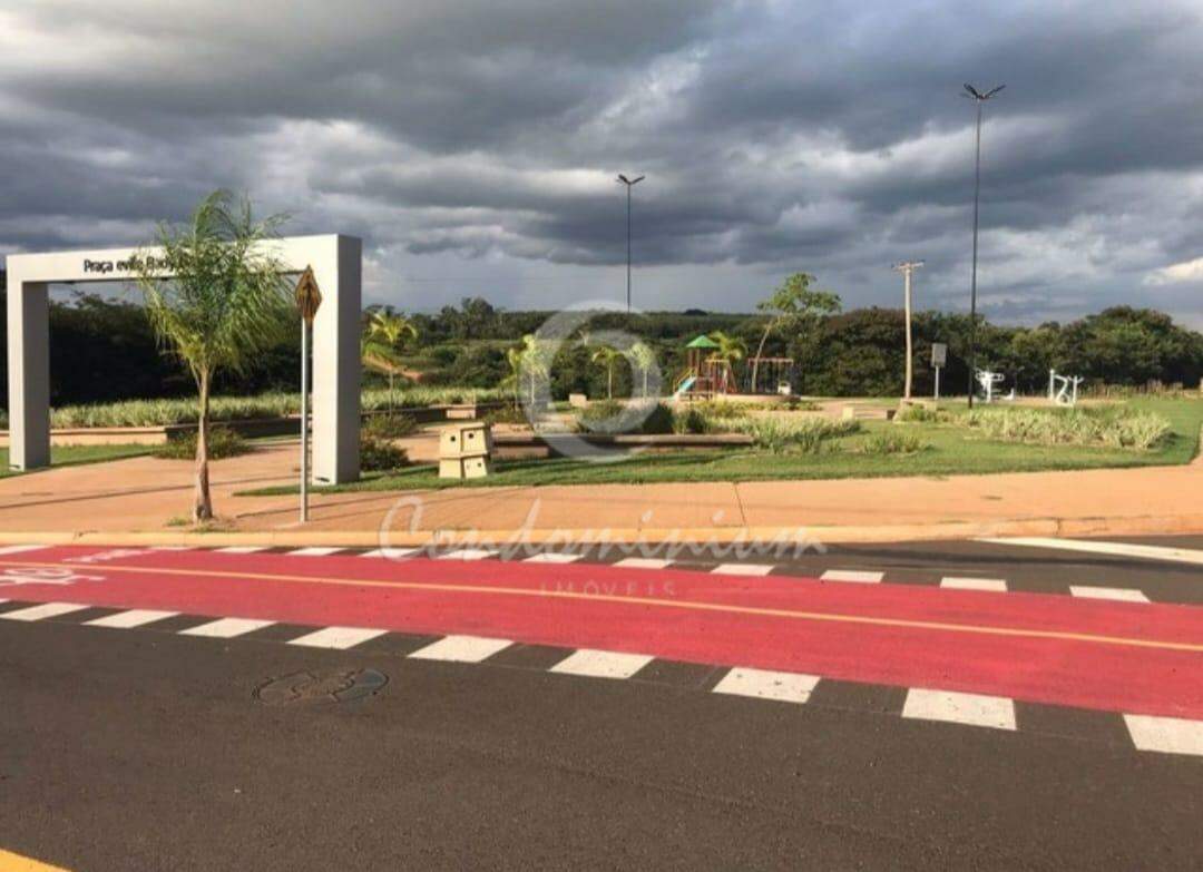 Terreno / Lote / Condomínio  à venda, 217m² — foto 1 de 20