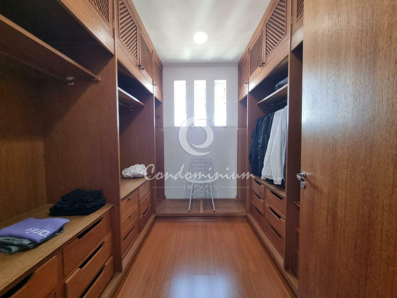 Apartamento com 4 quartos para aluguel, 561m² — foto 18 de 29