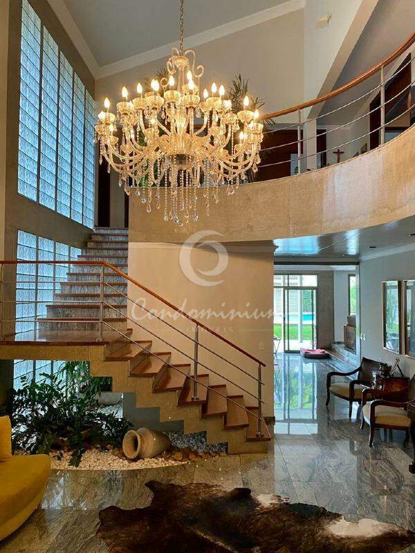 Casa de Condomínio com 4 quartos à venda, 700m² — foto 2 de 30