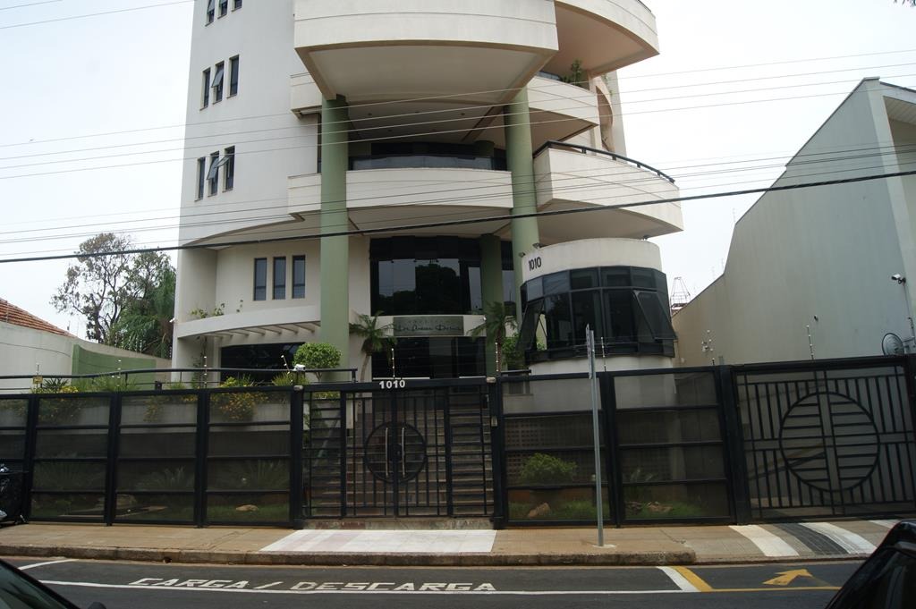 Apartamento com 4 quartos à venda, 400m² — foto 3 de 13