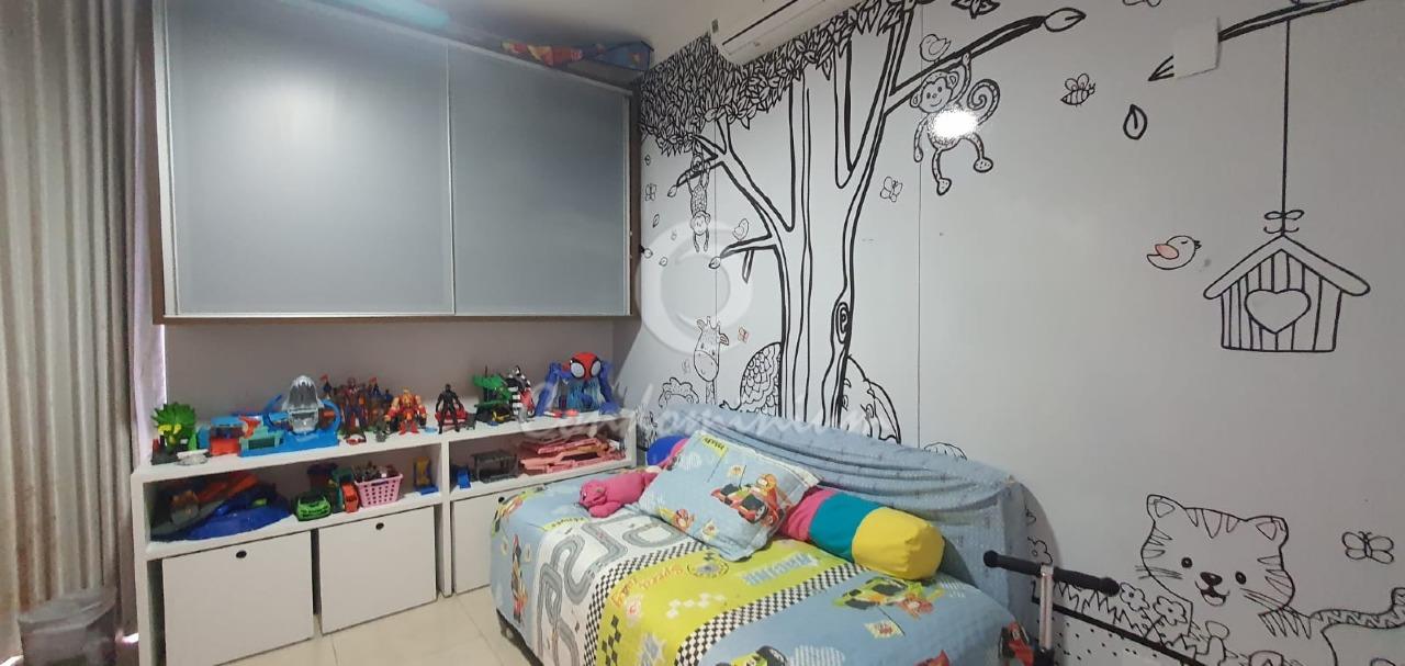 Casa de Condomínio com 3 quartos à venda, 220m² — foto 6 de 24