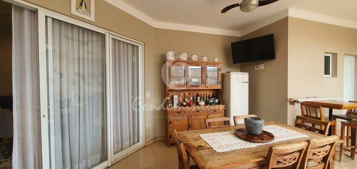 Casa de Condomínio com 3 quartos à venda, 220m² — foto 10 de 24