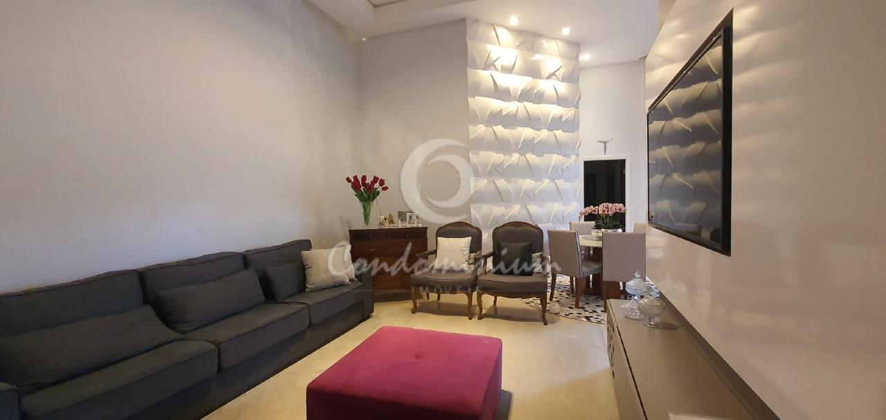 Casa de Condomínio com 3 quartos à venda, 220m² — foto 2 de 24