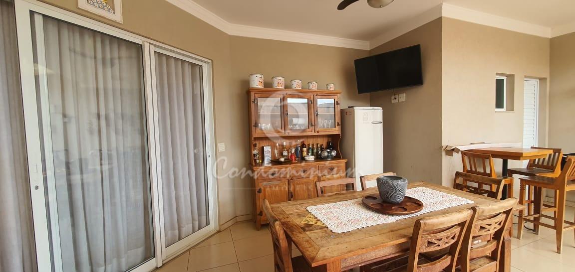Casa de Condomínio com 3 quartos à venda, 220m² — foto 8 de 24