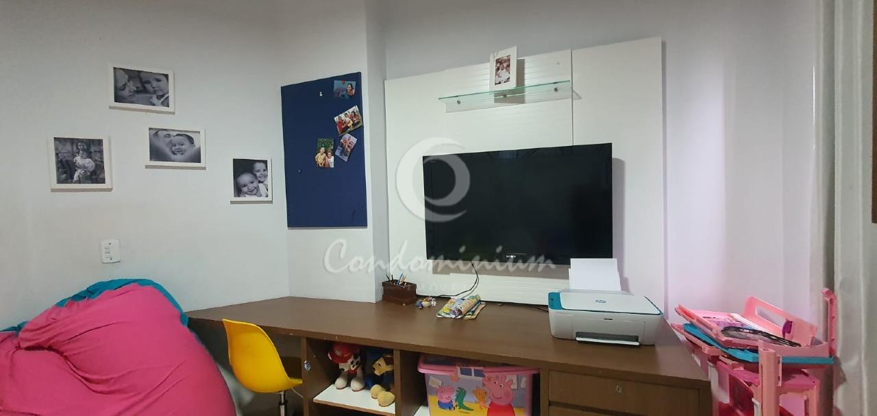 Casa de Condomínio com 3 quartos à venda, 220m² — foto 15 de 24