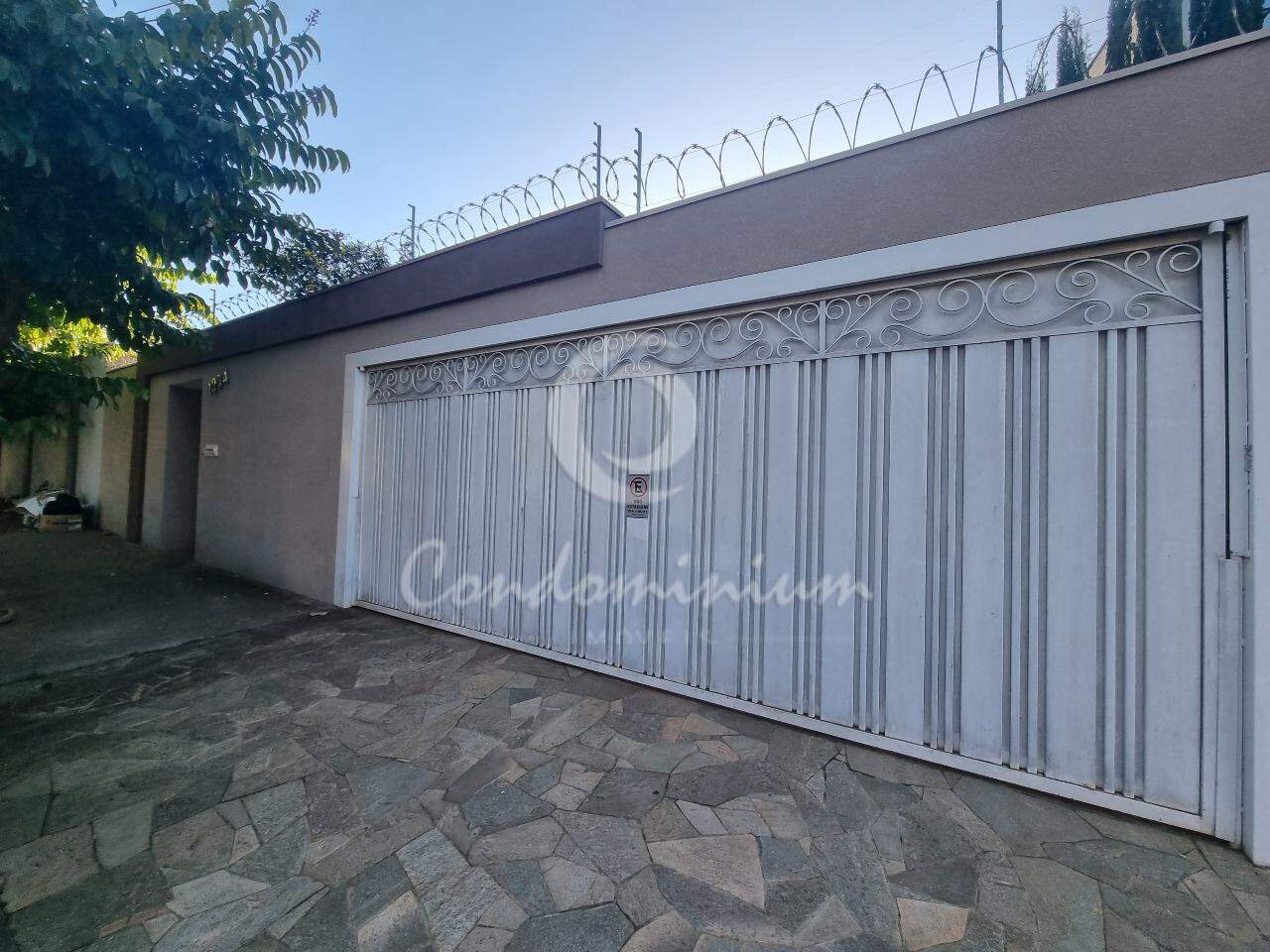 Imóvel Comercial com 4 quartos à venda, 397m² — foto 2 de 28