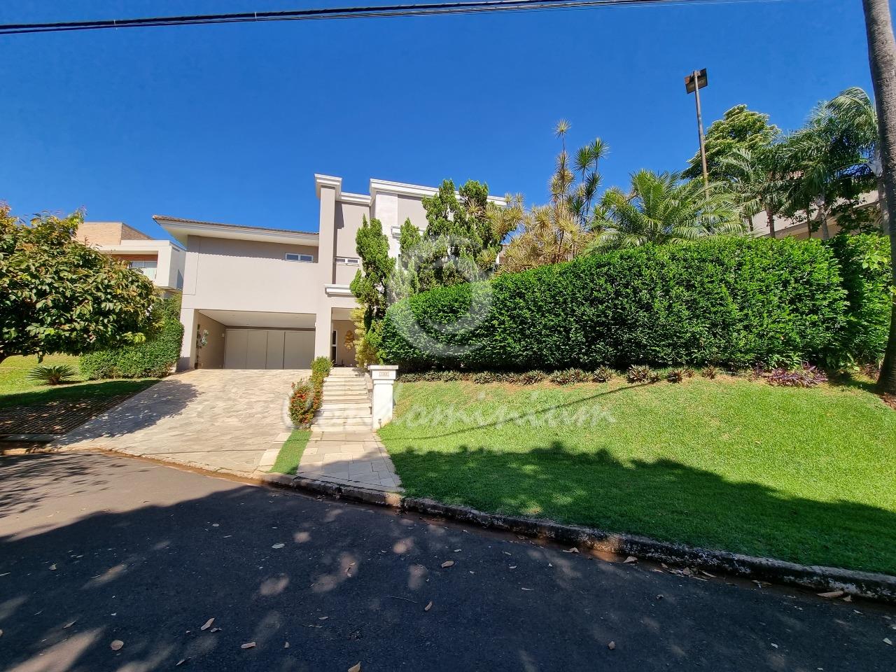 Casa de Condomínio com 5 quartos à venda, 500m² — foto 2 de 32