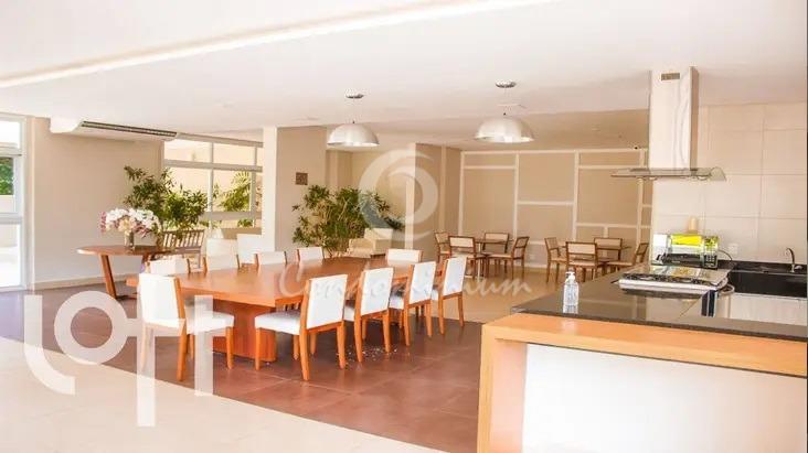 Apartamento com 3 quartos à venda, 138m² — foto 28 de 30