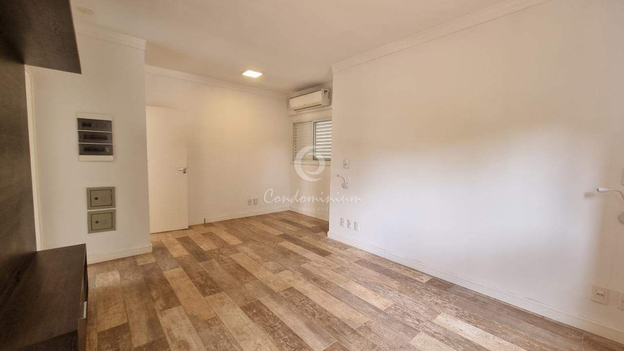 Casa de Condomínio com 3 quartos à venda, 235m² — foto 25 de 44
