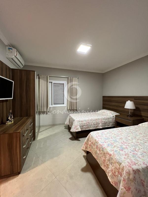 Casa de Condomínio com 7 quartos à venda, 800m² — foto 22 de 60