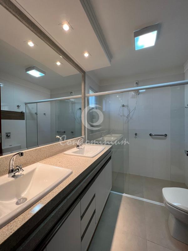 Casa de Condomínio com 7 quartos à venda, 800m² — foto 30 de 60